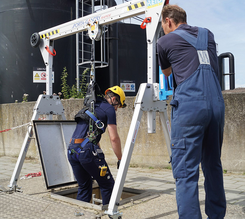 Portgantry Crane for Confined Space Entry